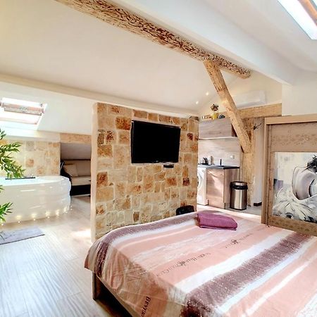Love Room Jacuzzi Croisette Канны Экстерьер фото